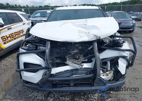 2022 Ford Police Interceptor z USA, uszkodzony, nr VIN 1FM5K8AB9NGA27075